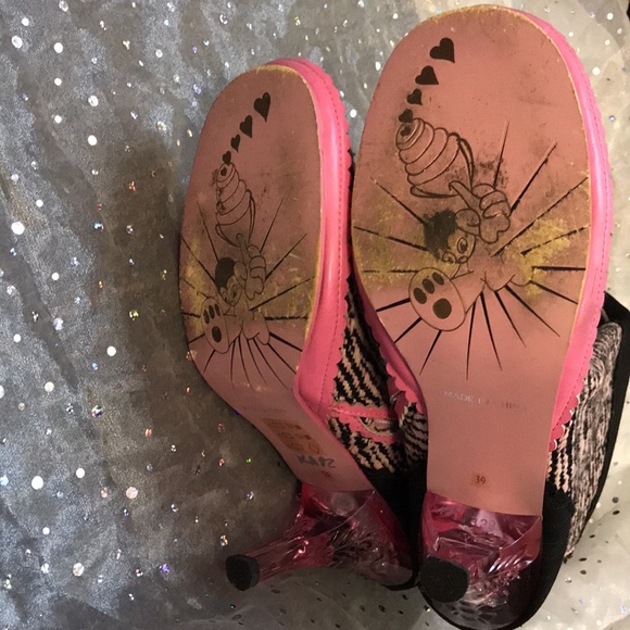 Irregular Choice pink lucite heel vintage sock monkey boots - Picture 6 of 6